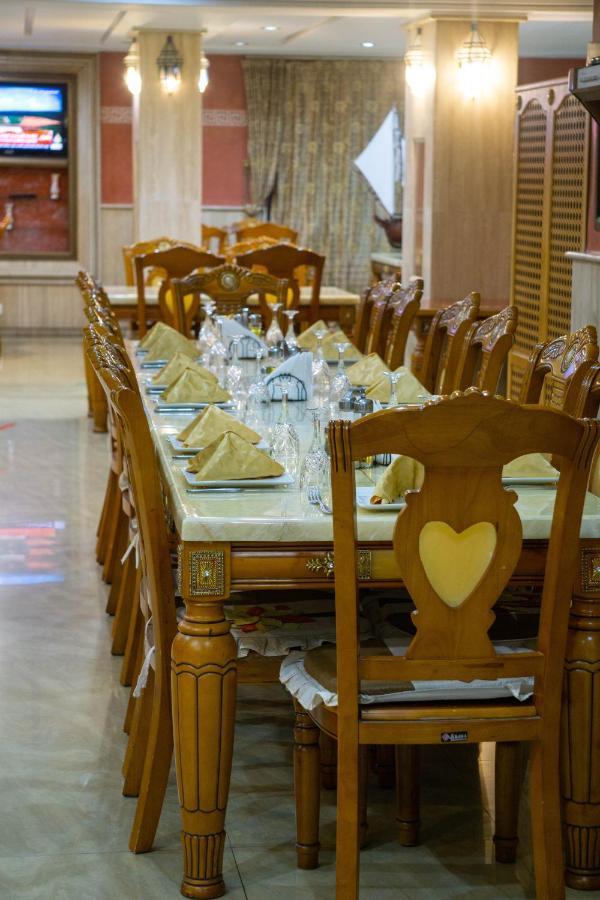 Hotel Atenas Тетуан Экстерьер фото