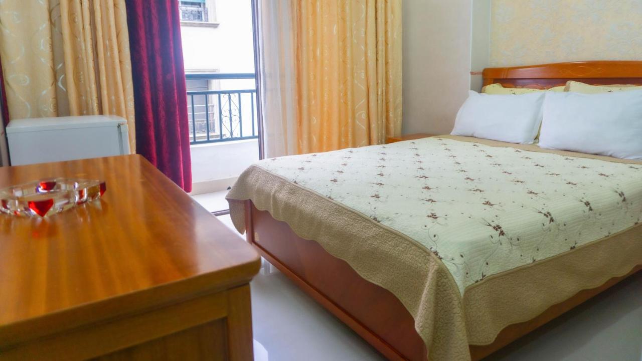 Hotel Atenas Тетуан Экстерьер фото
