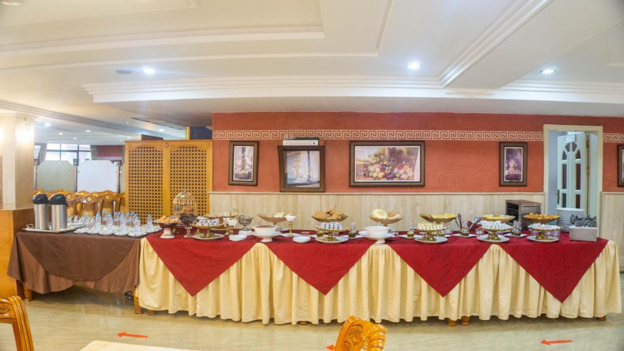 Hotel Atenas Тетуан Экстерьер фото
